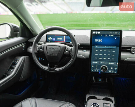 Серый Форд Mustang Mach-E, объемом двигателя 0 л и пробегом 23 тыс. км за 32900 $, фото 58 на Automoto.ua