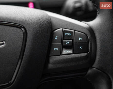 Серый Форд Mustang Mach-E, объемом двигателя 0 л и пробегом 23 тыс. км за 32900 $, фото 47 на Automoto.ua