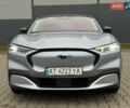 Серый Форд Mustang Mach-E, объемом двигателя 0 л и пробегом 55 тыс. км за 23500 $, фото 12 на Automoto.ua