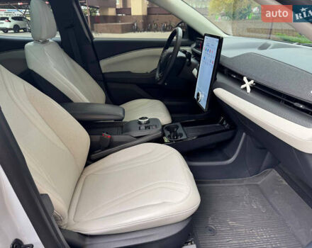 Форд Mustang Mach-E 2022 в Одессе на Automoto.ua Серый Форд Mustang Mach-E, объемом двигателя 0 л и пробегом 22 тыс. км за 29900 $, фото 29 на Automoto.ua