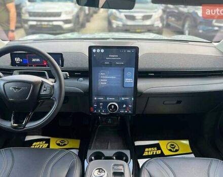 Сірий Форд Mustang Mach-E, об'ємом двигуна 0 л та пробігом 100 тис. км за 30000 $, фото 17 на Automoto.ua