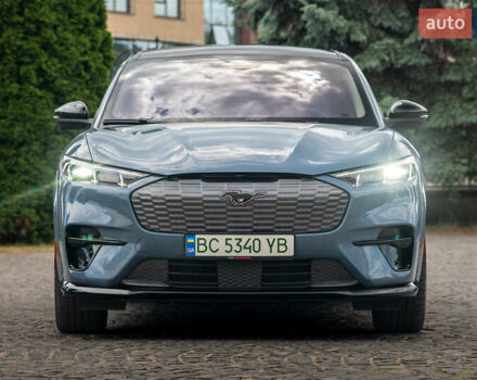 Сірий Форд Mustang Mach-E, об'ємом двигуна 0 л та пробігом 31 тис. км за 32900 $, фото 4 на Automoto.ua