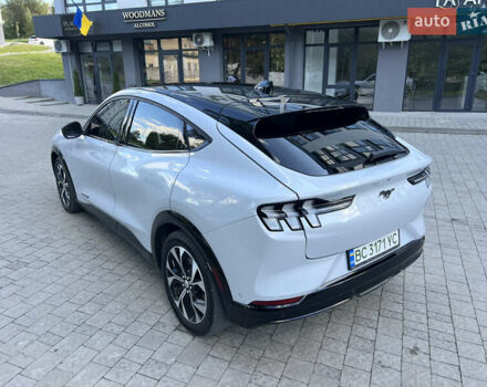 Серый Форд Mustang Mach-E, объемом двигателя 0 л и пробегом 38 тыс. км за 28000 $, фото 7 на Automoto.ua
