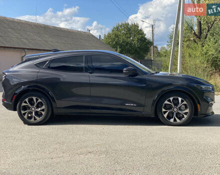 Сірий Форд Mustang Mach-E, об'ємом двигуна 0 л та пробігом 76 тис. км за 25700 $, фото 16 на Automoto.ua