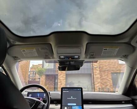 Серый Форд Mustang Mach-E, объемом двигателя 0 л и пробегом 26 тыс. км за 26000 $, фото 12 на Automoto.ua