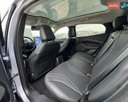 Серый Форд Mustang Mach-E, объемом двигателя 0 л и пробегом 55 тыс. км за 23500 $, фото 48 на Automoto.ua