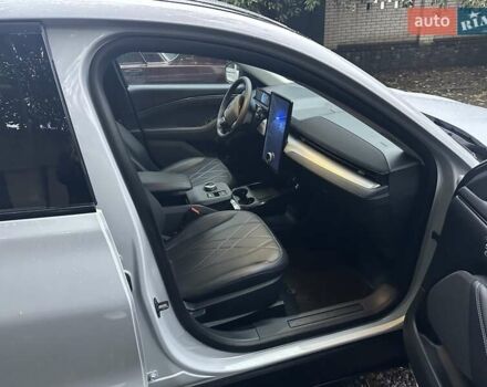 Сірий Форд Mustang Mach-E, об'ємом двигуна 0 л та пробігом 125 тис. км за 24000 $, фото 13 на Automoto.ua