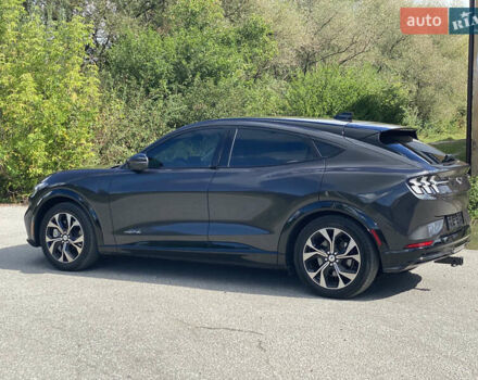 Сірий Форд Mustang Mach-E, об'ємом двигуна 0 л та пробігом 76 тис. км за 25700 $, фото 19 на Automoto.ua