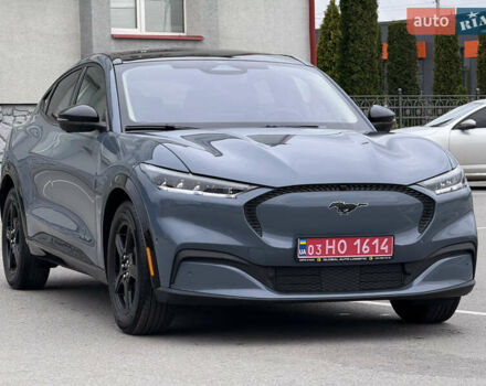 Серый Форд Mustang Mach-E, объемом двигателя 0 л и пробегом 15 тыс. км за 29999 $, фото 1 на Automoto.ua