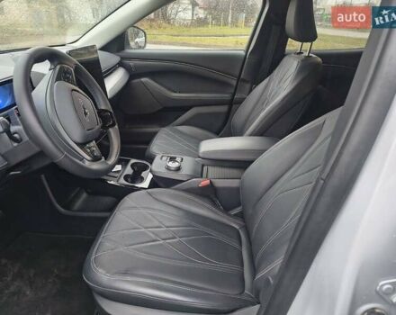 Серый Форд Mustang Mach-E, объемом двигателя 0 л и пробегом 16 тыс. км за 24100 $, фото 16 на Automoto.ua