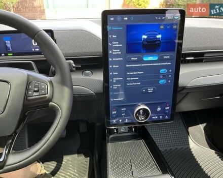 Серый Форд Mustang Mach-E, объемом двигателя 0 л и пробегом 28 тыс. км за 29999 $, фото 14 на Automoto.ua