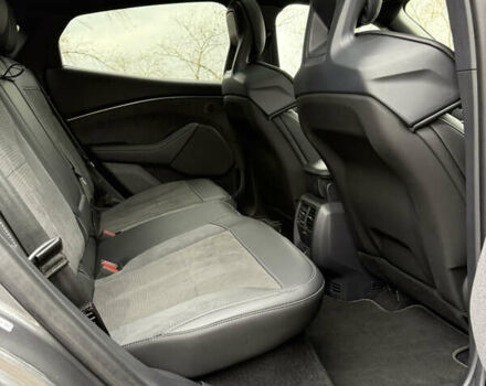 Серый Форд Mustang Mach-E, объемом двигателя 0 л и пробегом 30 тыс. км за 34300 $, фото 13 на Automoto.ua