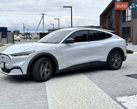 Сірий Форд Mustang Mach-E, об'ємом двигуна 0 л та пробігом 9 тис. км за 24300 $, фото 3 на Automoto.ua