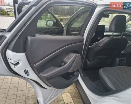 Серый Форд Mustang Mach-E, объемом двигателя 0 л и пробегом 16 тыс. км за 24100 $, фото 23 на Automoto.ua