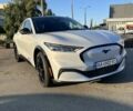 Серый Форд Mustang Mach-E, объемом двигателя 0 л и пробегом 8 тыс. км за 27800 $, фото 2 на Automoto.ua