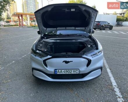 Серый Форд Mustang Mach-E, объемом двигателя 0 л и пробегом 8 тыс. км за 27800 $, фото 15 на Automoto.ua