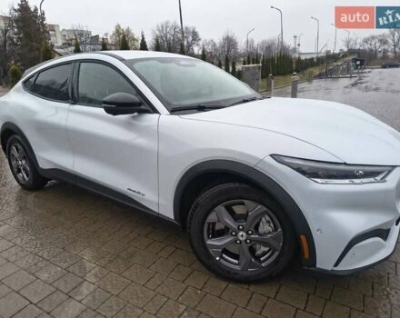Серый Форд Mustang Mach-E, объемом двигателя 0 л и пробегом 16 тыс. км за 24100 $, фото 33 на Automoto.ua