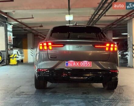 Серый Форд Mustang Mach-E, объемом двигателя 0 л и пробегом 41 тыс. км за 37000 $, фото 5 на Automoto.ua
