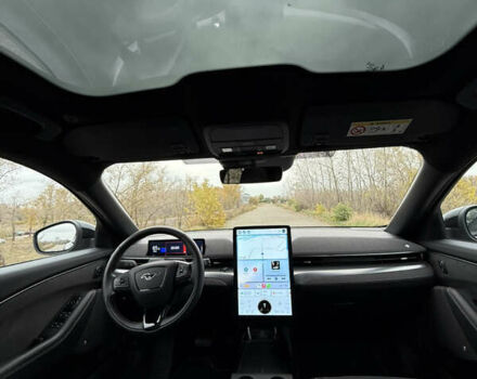 Серый Форд Mustang Mach-E, объемом двигателя 0 л и пробегом 30 тыс. км за 34300 $, фото 19 на Automoto.ua