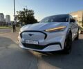 Серый Форд Mustang Mach-E, объемом двигателя 0 л и пробегом 8 тыс. км за 27800 $, фото 5 на Automoto.ua