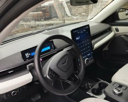 Серый Форд Mustang Mach-E, объемом двигателя 0 л и пробегом 29 тыс. км за 28500 $, фото 11 на Automoto.ua