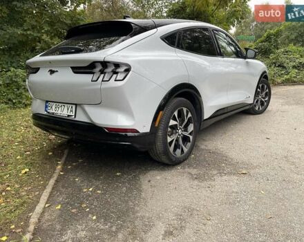 Сірий Форд Mustang Mach-E, об'ємом двигуна 0 л та пробігом 95 тис. км за 25800 $, фото 12 на Automoto.ua