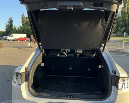 Серый Форд Mustang Mach-E, объемом двигателя 0 л и пробегом 8 тыс. км за 27800 $, фото 14 на Automoto.ua