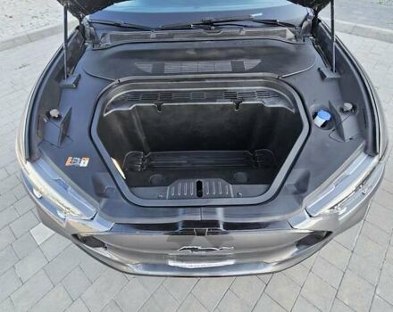 Серый Форд Mustang Mach-E, объемом двигателя 0 л и пробегом 12 тыс. км за 29500 $, фото 1 на Automoto.ua