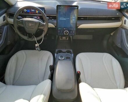 Серый Форд Mustang Mach-E, объемом двигателя 0 л и пробегом 18 тыс. км за 8000 $, фото 7 на Automoto.ua