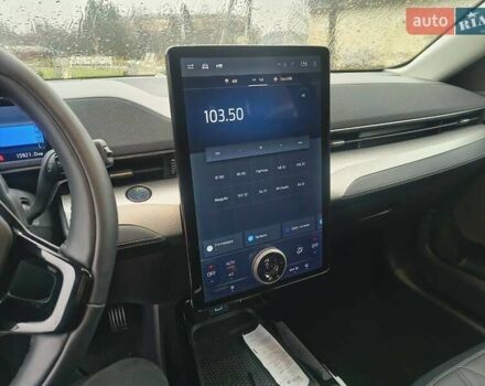 Серый Форд Mustang Mach-E, объемом двигателя 0 л и пробегом 16 тыс. км за 24100 $, фото 17 на Automoto.ua