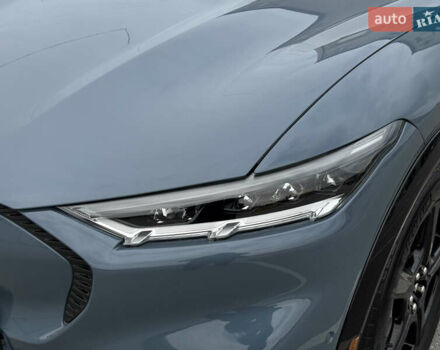 Серый Форд Mustang Mach-E, объемом двигателя 0 л и пробегом 15 тыс. км за 29999 $, фото 13 на Automoto.ua