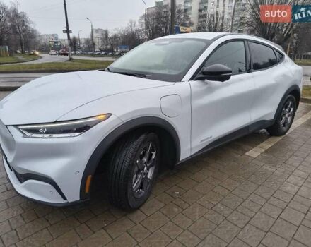 Серый Форд Mustang Mach-E, объемом двигателя 0 л и пробегом 16 тыс. км за 24100 $, фото 26 на Automoto.ua