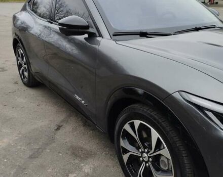 Серый Форд Mustang Mach-E, объемом двигателя 0 л и пробегом 29 тыс. км за 28500 $, фото 2 на Automoto.ua