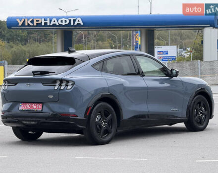 Серый Форд Mustang Mach-E, объемом двигателя 0 л и пробегом 15 тыс. км за 29999 $, фото 7 на Automoto.ua