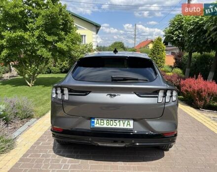 Серый Форд Mustang Mach-E, объемом двигателя 0 л и пробегом 28 тыс. км за 29999 $, фото 5 на Automoto.ua
