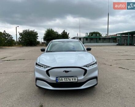 Серый Форд Mustang Mach-E, объемом двигателя 0 л и пробегом 6 тыс. км за 27999 $, фото 12 на Automoto.ua