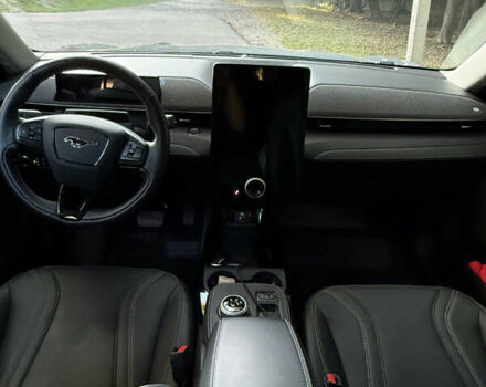 Серый Форд Mustang Mach-E, объемом двигателя 0 л и пробегом 45 тыс. км за 27000 $, фото 6 на Automoto.ua