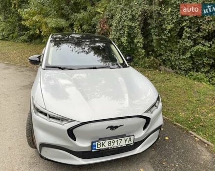 Сірий Форд Mustang Mach-E, об'ємом двигуна 0 л та пробігом 95 тис. км за 25800 $, фото 2 на Automoto.ua