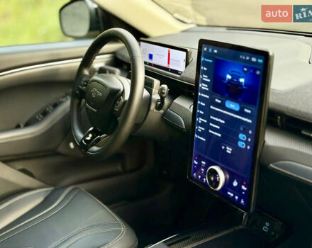 Серый Форд Mustang Mach-E, объемом двигателя 0 л и пробегом 13 тыс. км за 29000 $, фото 16 на Automoto.ua