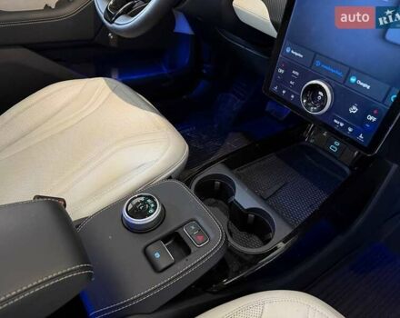 Сірий Форд Mustang Mach-E, об'ємом двигуна 0 л та пробігом 8 тис. км за 16000 $, фото 21 на Automoto.ua