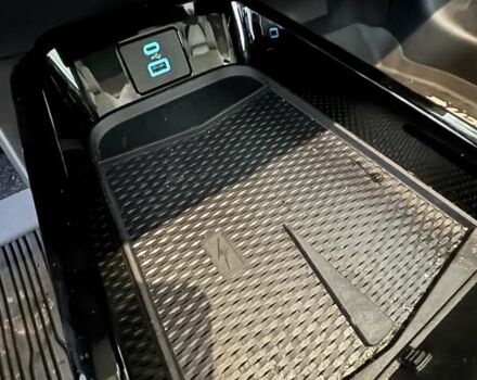 Серый Форд Mustang Mach-E, объемом двигателя 0 л и пробегом 8 тыс. км за 17000 $, фото 5 на Automoto.ua