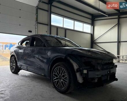 Сірий Форд Mustang Mach-E, об'ємом двигуна 0 л та пробігом 8 тис. км за 16000 $, фото 5 на Automoto.ua