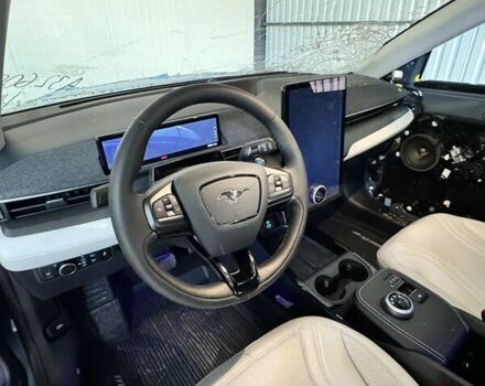 Серый Форд Mustang Mach-E, объемом двигателя 0 л и пробегом 8 тыс. км за 17000 $, фото 9 на Automoto.ua