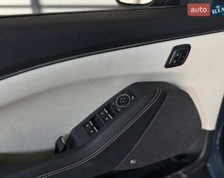 Сірий Форд Mustang Mach-E, об'ємом двигуна 0 л та пробігом 8 тис. км за 16000 $, фото 9 на Automoto.ua