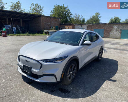 Серый Форд Mustang Mach-E, объемом двигателя 0 л и пробегом 66 тыс. км за 14000 $, фото 1 на Automoto.ua