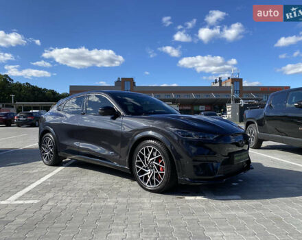Серый Форд Mustang Mach-E, объемом двигателя 0 л и пробегом 35 тыс. км за 33900 $, фото 1 на Automoto.ua