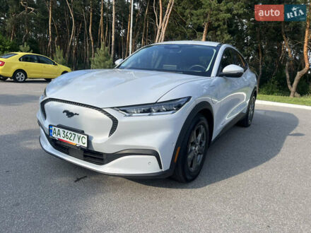 Форд Mustang Mach-E 2022 в Киеве на Automoto.ua Серый Форд Mustang Mach-E, объемом двигателя 0 л и пробегом 20 тыс. км за 21950 $, фото 1 на Automoto.ua