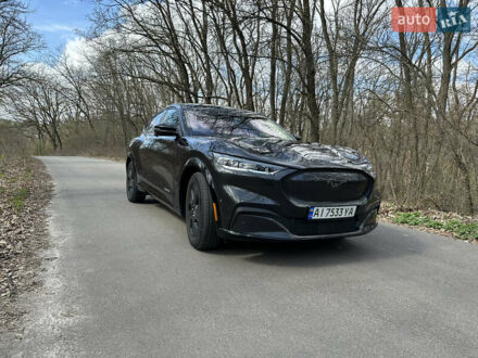Серый Форд Mustang Mach-E, объемом двигателя 0 л и пробегом 30 тыс. км за 30500 $, фото 1 на Automoto.ua