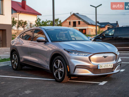 Форд Mustang Mach-E 2022 в Ровно на Automoto.ua Серый Форд Mustang Mach-E, объемом двигателя 0 л и пробегом 42 тыс. км за 24700 $, фото 1 на Automoto.ua
