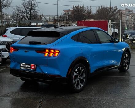 Синий Форд Mustang Mach-E, объемом двигателя 0 л и пробегом 15 тыс. км за 31890 $, фото 7 на Automoto.ua